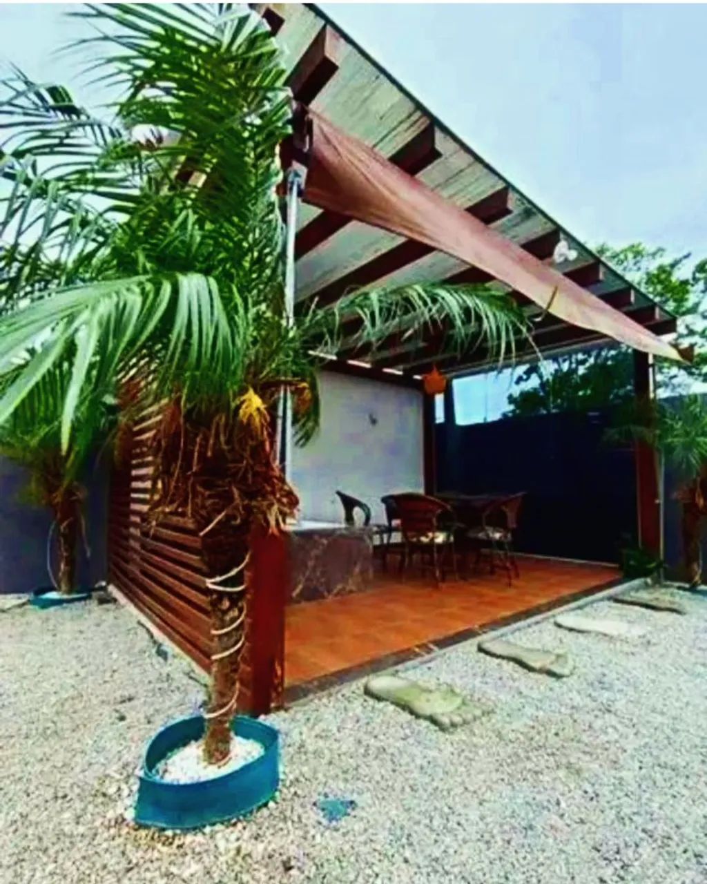 Casa com ofurô a 300 metros do mar !