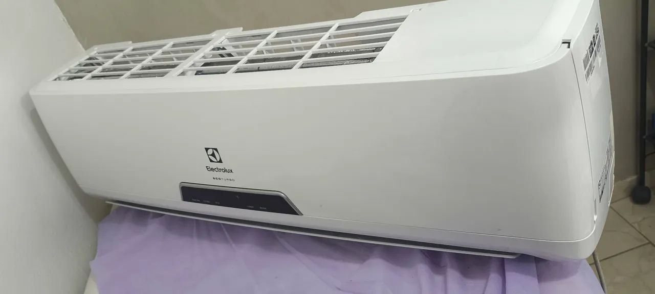 Ar condicionado 9.000 BTUs Eletrolux 220v 