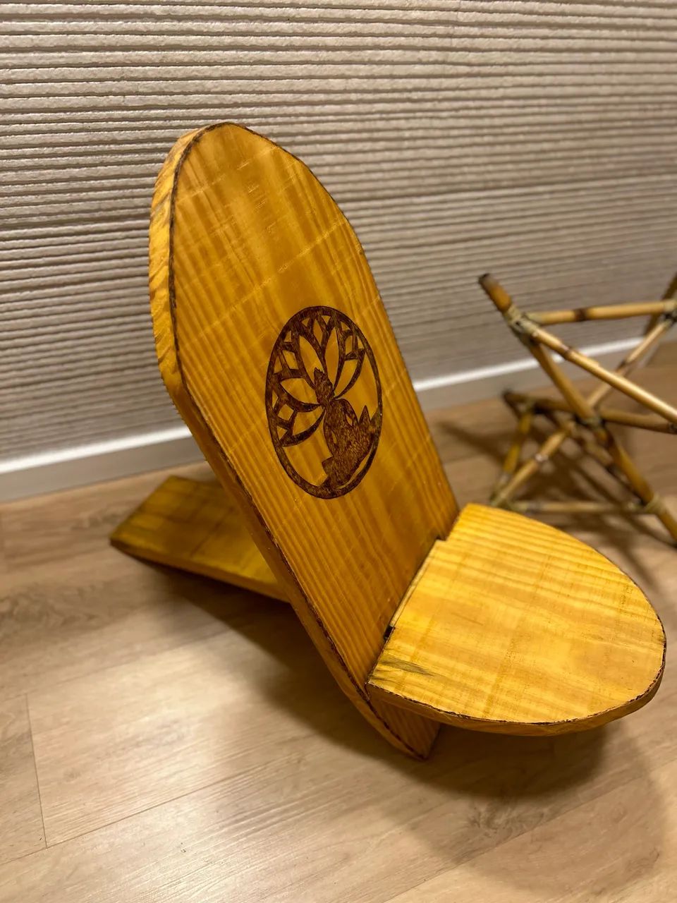 Cadeira desmontável e suporte de bambu - Foto 2