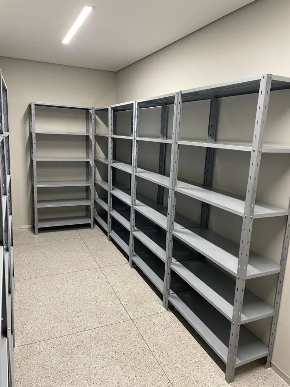 Prateleiras de aço comum e reforçada - Foto 3