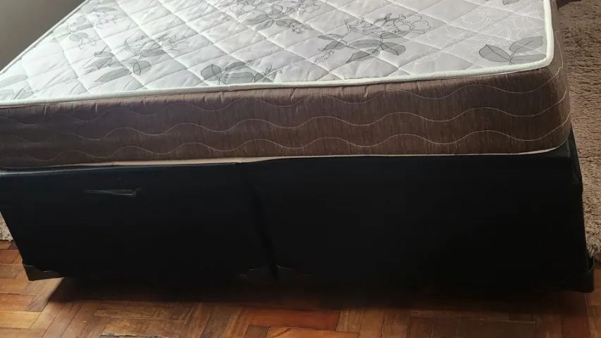 Cama Box Casal Baú com Amplo Espaço Interno | Excelente Estado - Foto 2