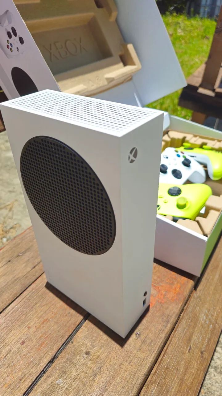 VENDO - Xbox Séries S + controles opcionais - Foto 6