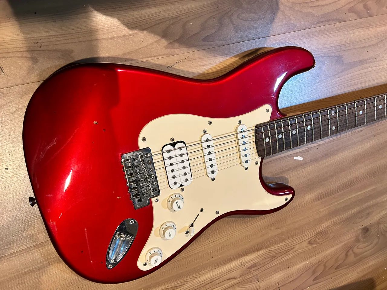 Guitarra Squier Stratocaster - Foto 3