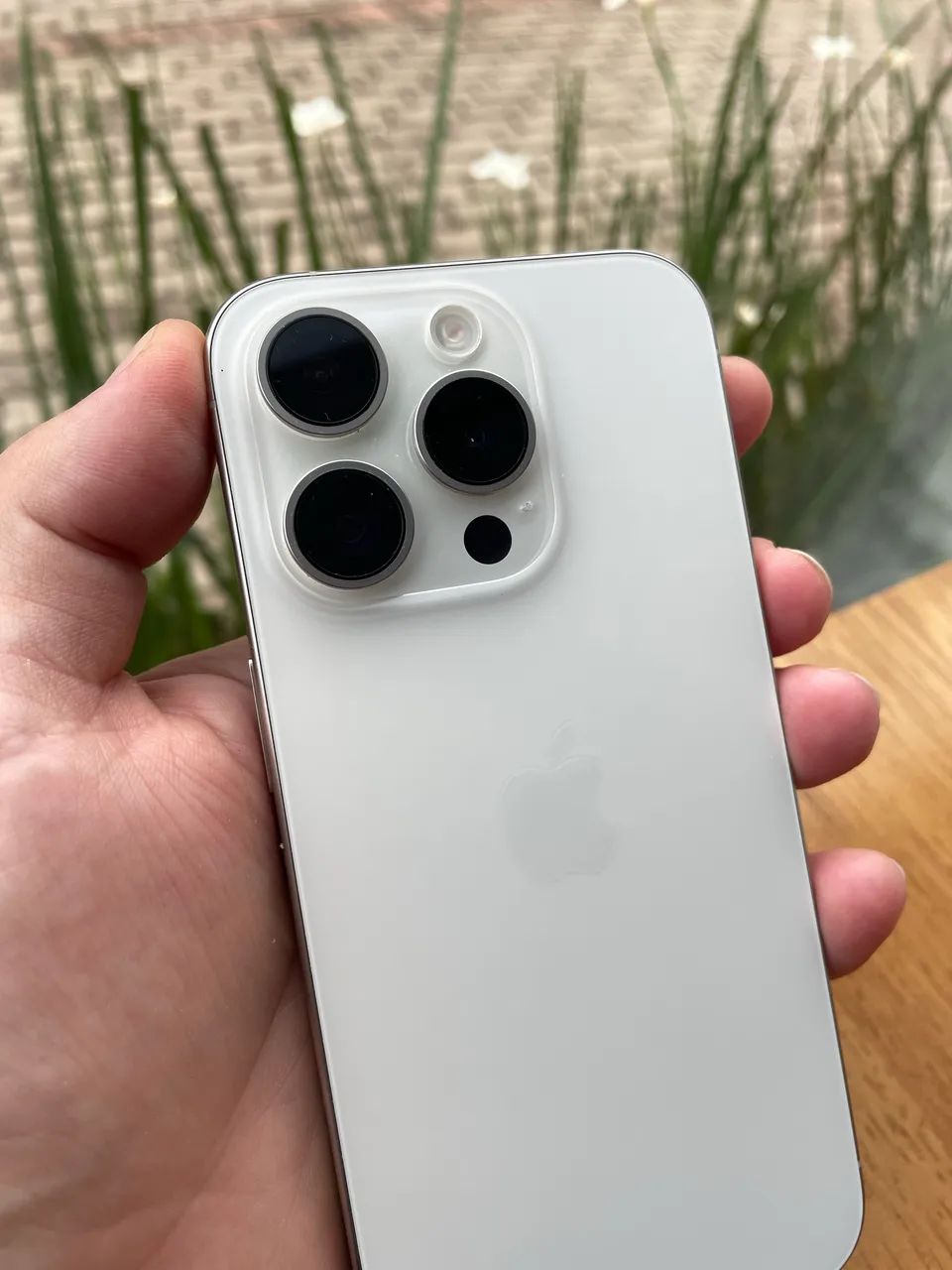 iPhone 15 pro - Foto 2