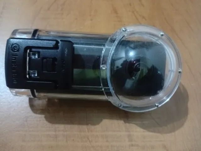 INSTA360 ONE X 5.7K | ESTABILIZAÇÃO FLOWSTATE | 18MP 5.7K  com estojo subaquático e case - Foto 4