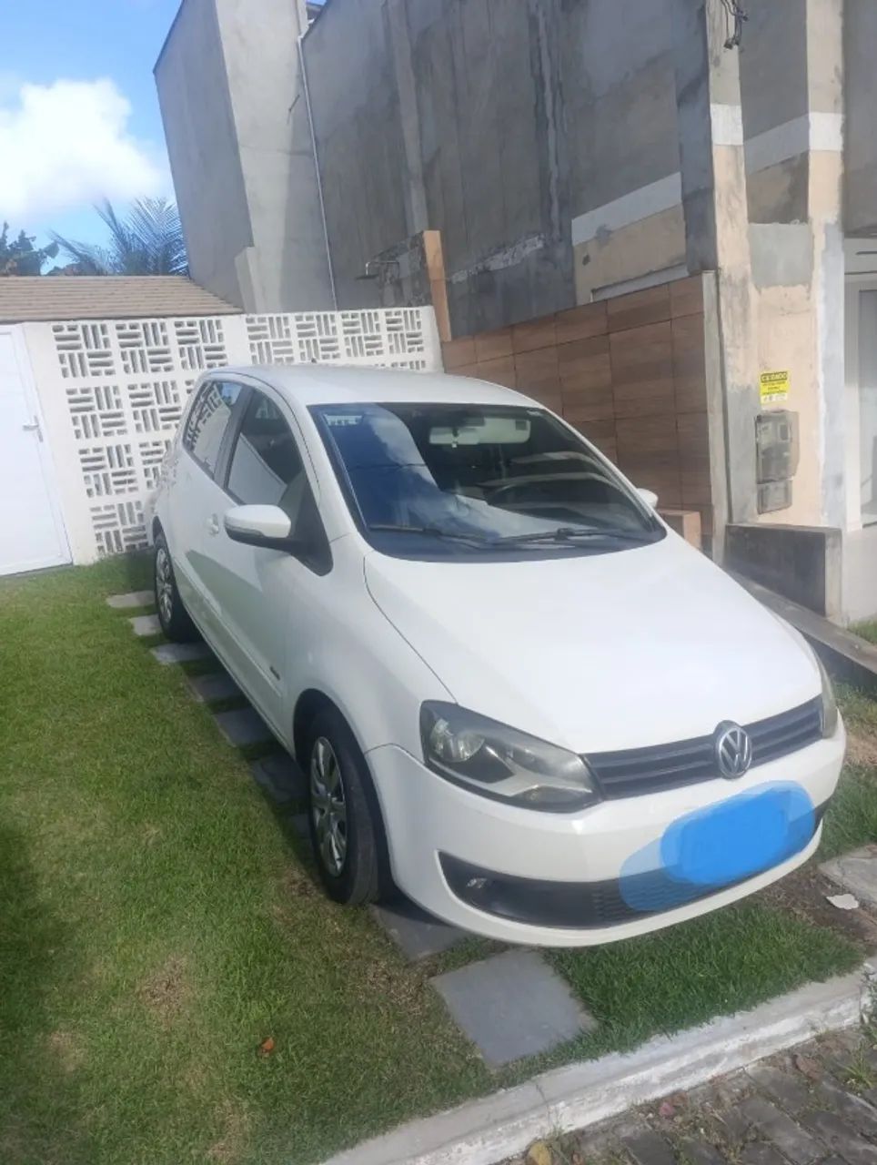Volkswagen Fox Fox 1.0 Mi Total Flex 8V 5p 2013