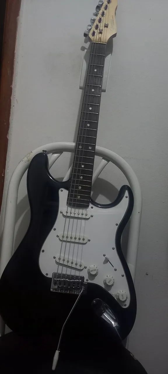 Guitarra Gianini Standard Series + Amplificador e Capa - Foto 2