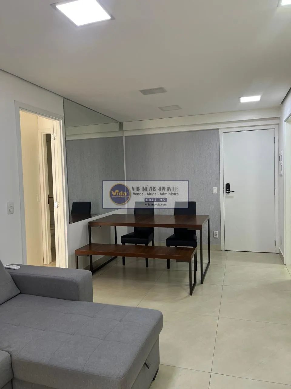 Apartamento mobiliado em Alphaville Centro 1dort 1 vaga pet