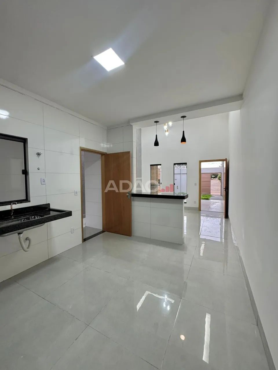 Casa de 2 quartos, sendo 1 suíte no Bairro da Vitória - Foto 3