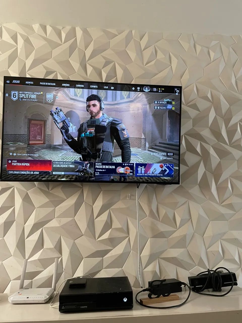 Xbox one com um controle , kinect e caixa  - Foto 2