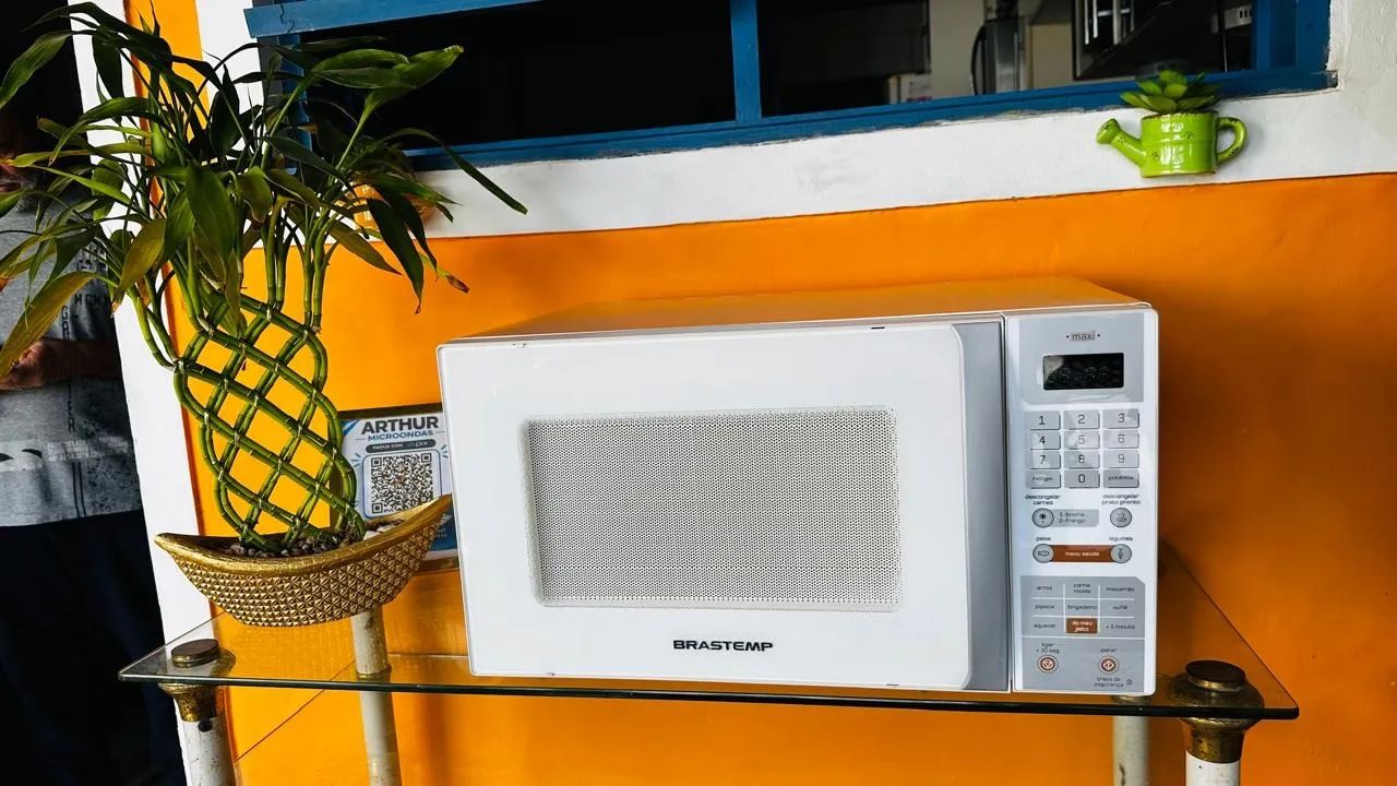 Microondas !!! IMPERDÍVEL !!! Brastemp 30 litros 