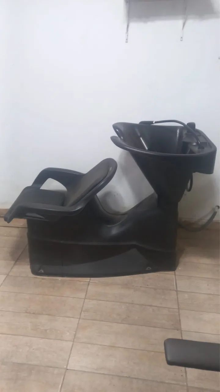 Cadeira Lavabo Salão  - Foto 2