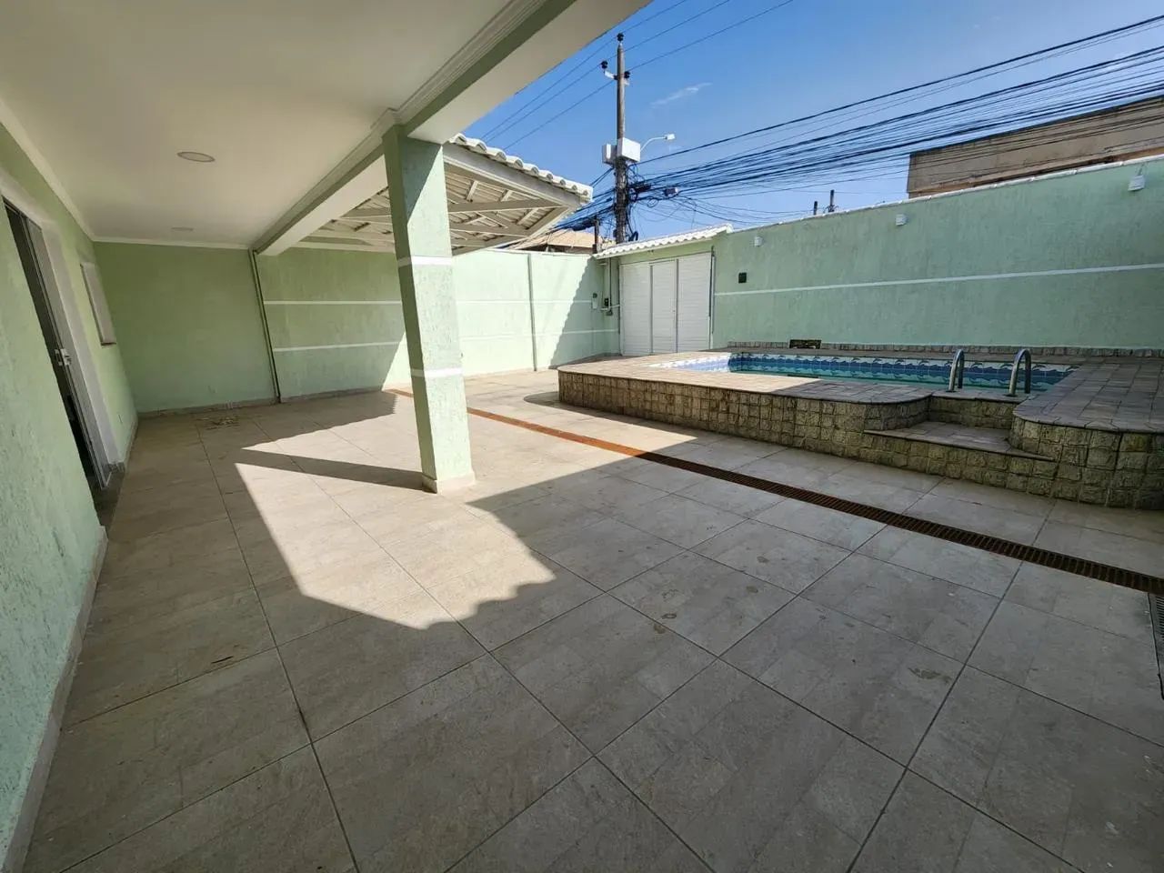 Casa moderna ampla com piscina, quintal e área Gourmet! - Foto 3
