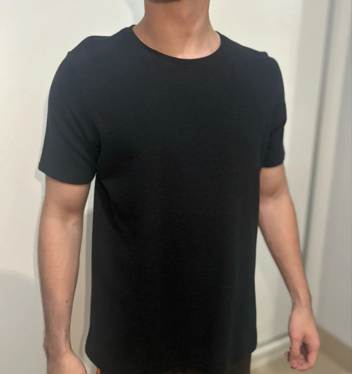 Camiseta preta algodão (Renner)