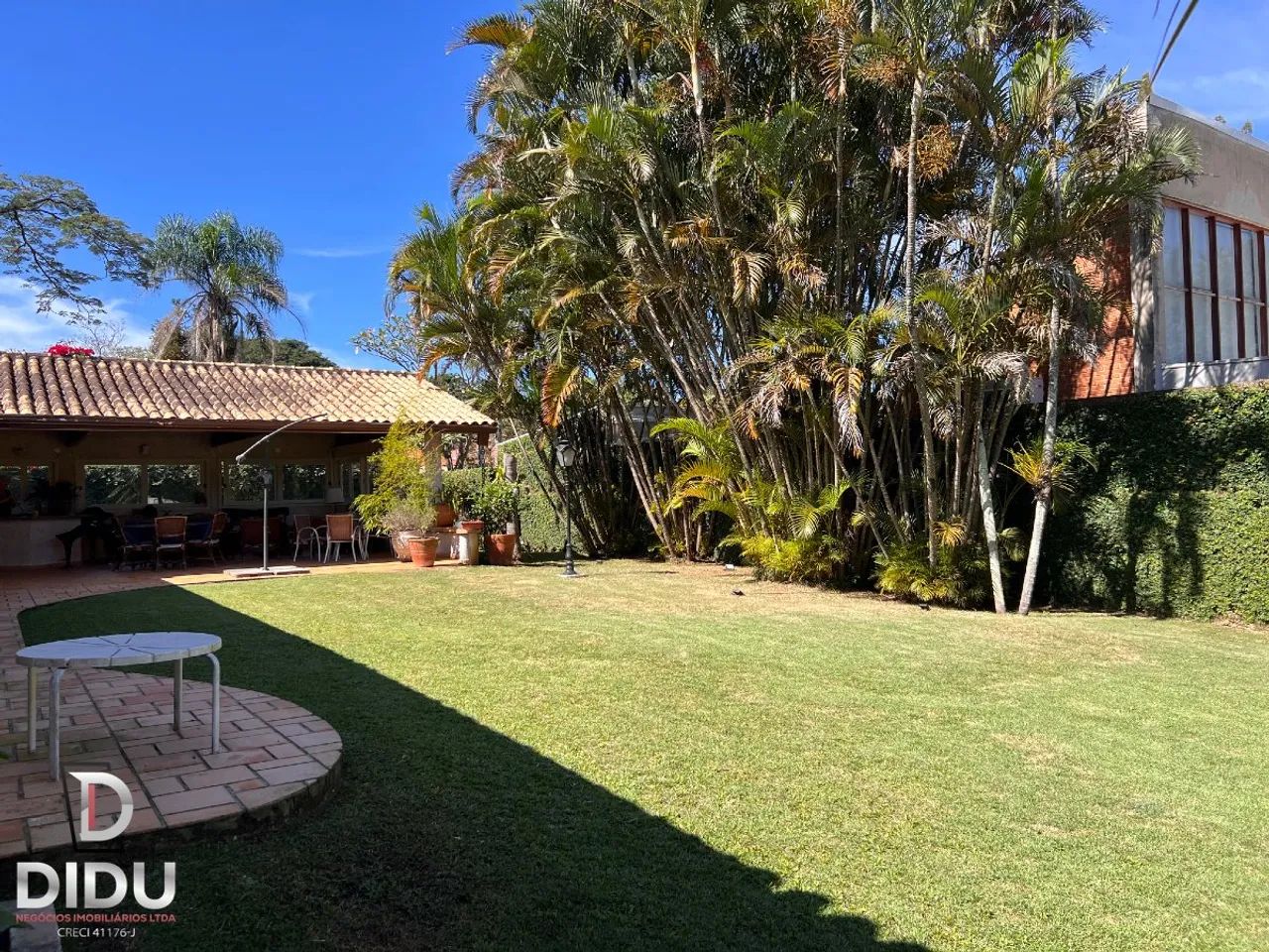 Casa para venda em Interlagos com 5 quartos, sendo 3 suítes, 370m² - Foto 2