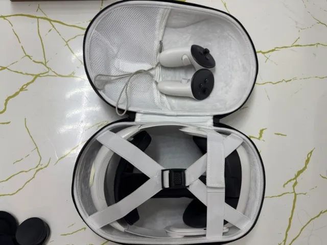 Meta Quest 3 512Gb + Elite Strap Amvr + Case Amvr - Foto 4