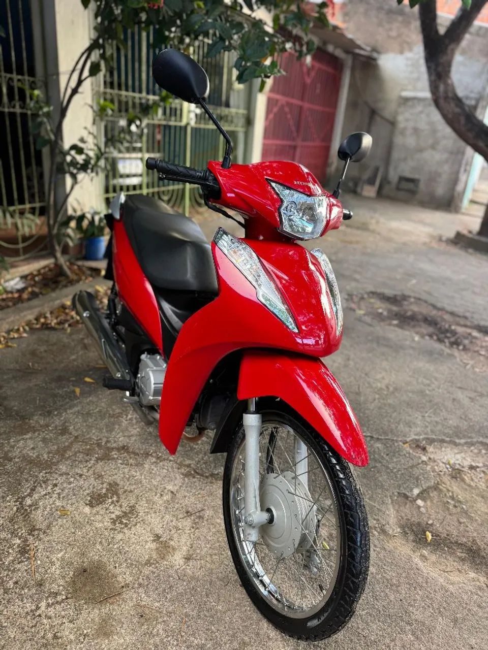 Honda Biz 110i 2024