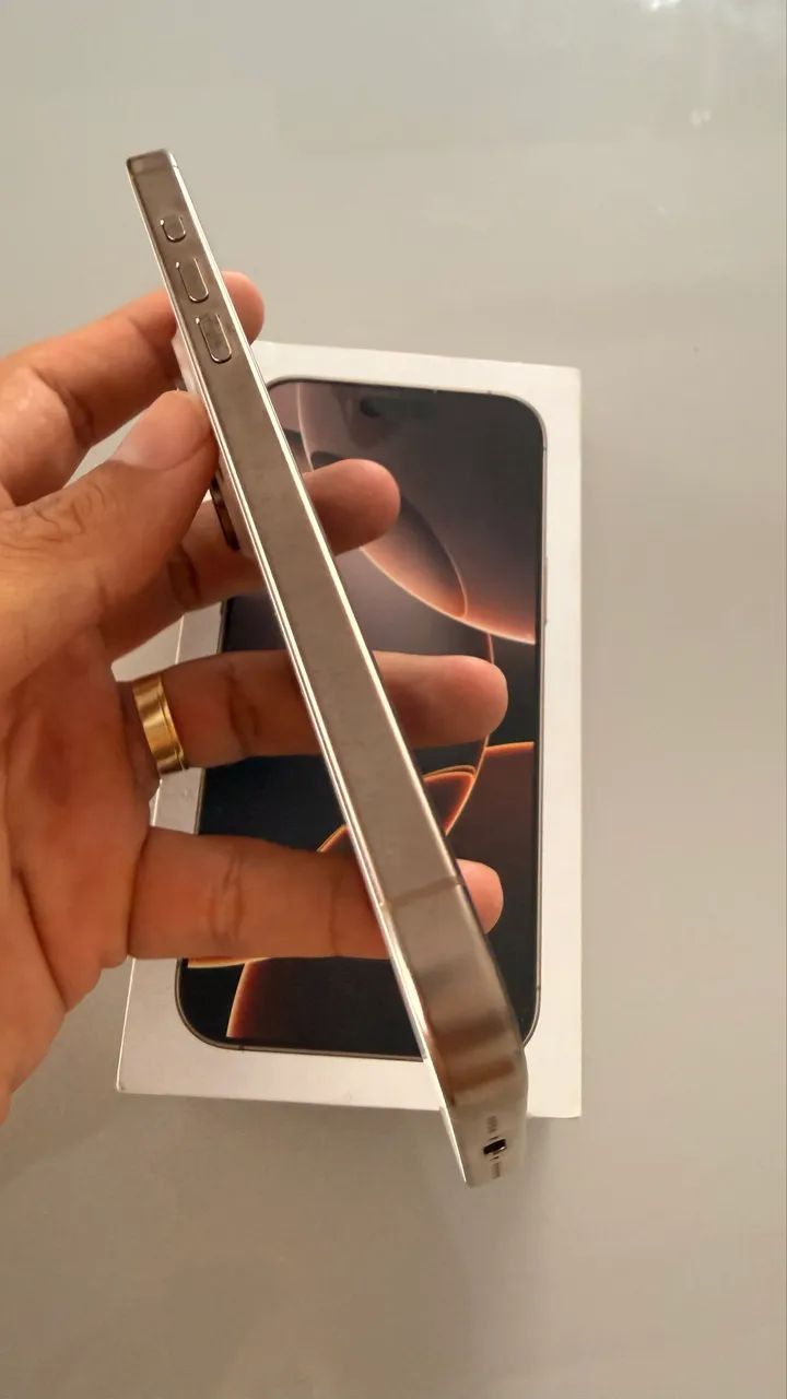 iPhone 16 ProMax  - Foto 4