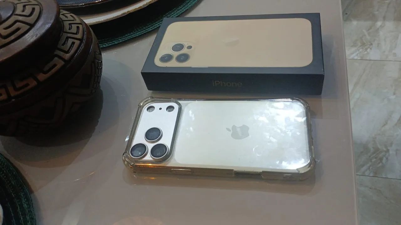 iPhone 13 Pro Max 256gb caixa - Celulares e Smartphones - Tarumã