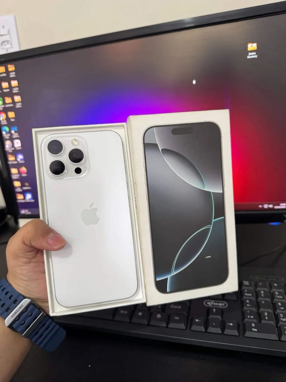 Troco iPhone 16 pro max - Foto 3