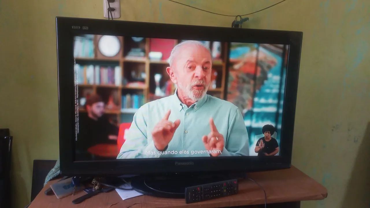 Tv Panasonic 32 polegadas  - Foto 3