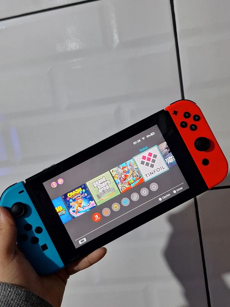 Nitendo switch V2 COM JOGOS (Ele é DESB?) Valor com PS3 NA TROCA LEIA A DESCRIÇÃO A BAIXO - Foto 3