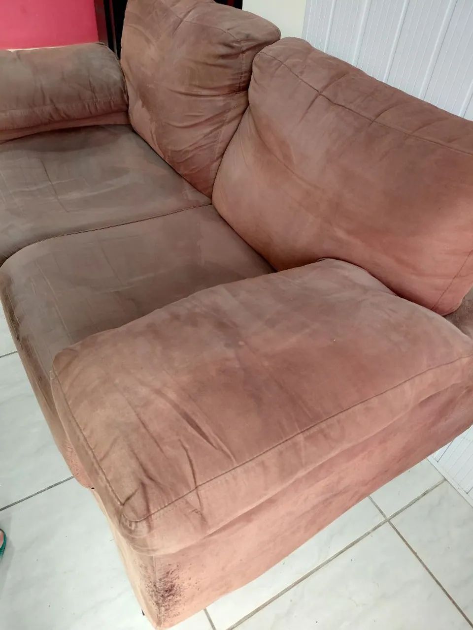 Sofá com pouco tempo de uso