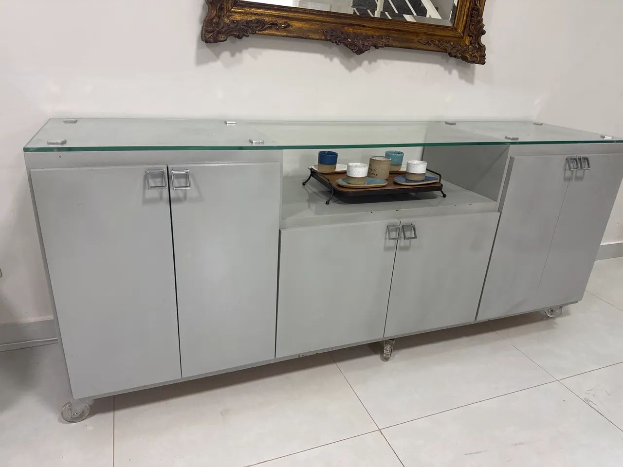 Buffet em madeira 