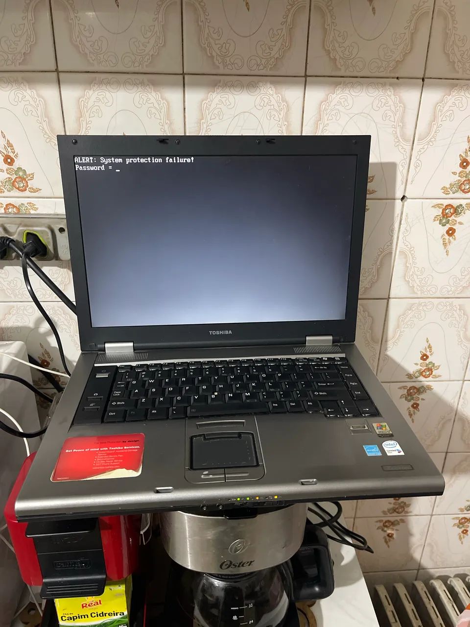 notebook Toshiba Tecra A8  ( carcaça , tela e teclado bons ) - Foto 2
