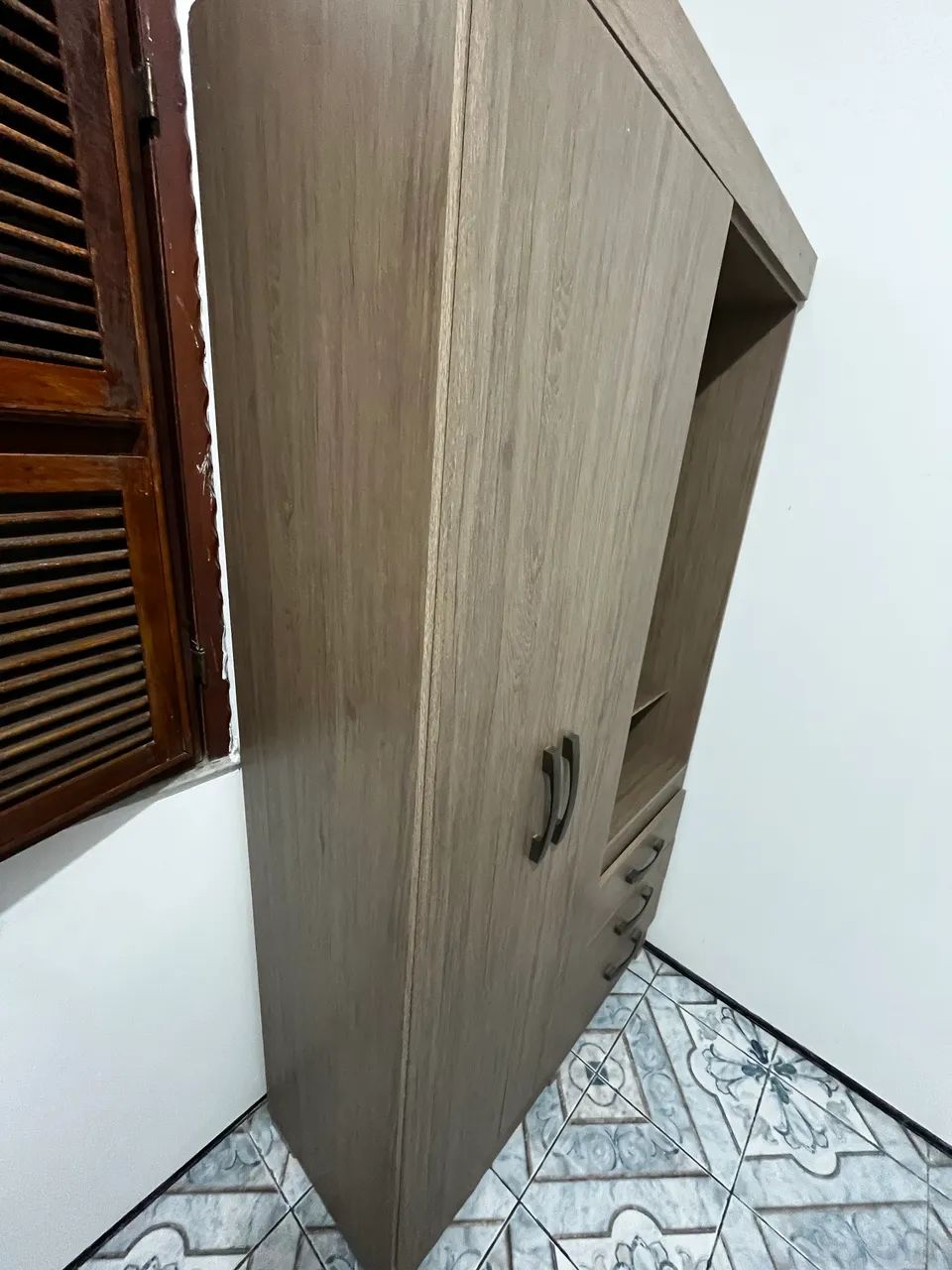 Guarda roupa com penteadeira  - Foto 2