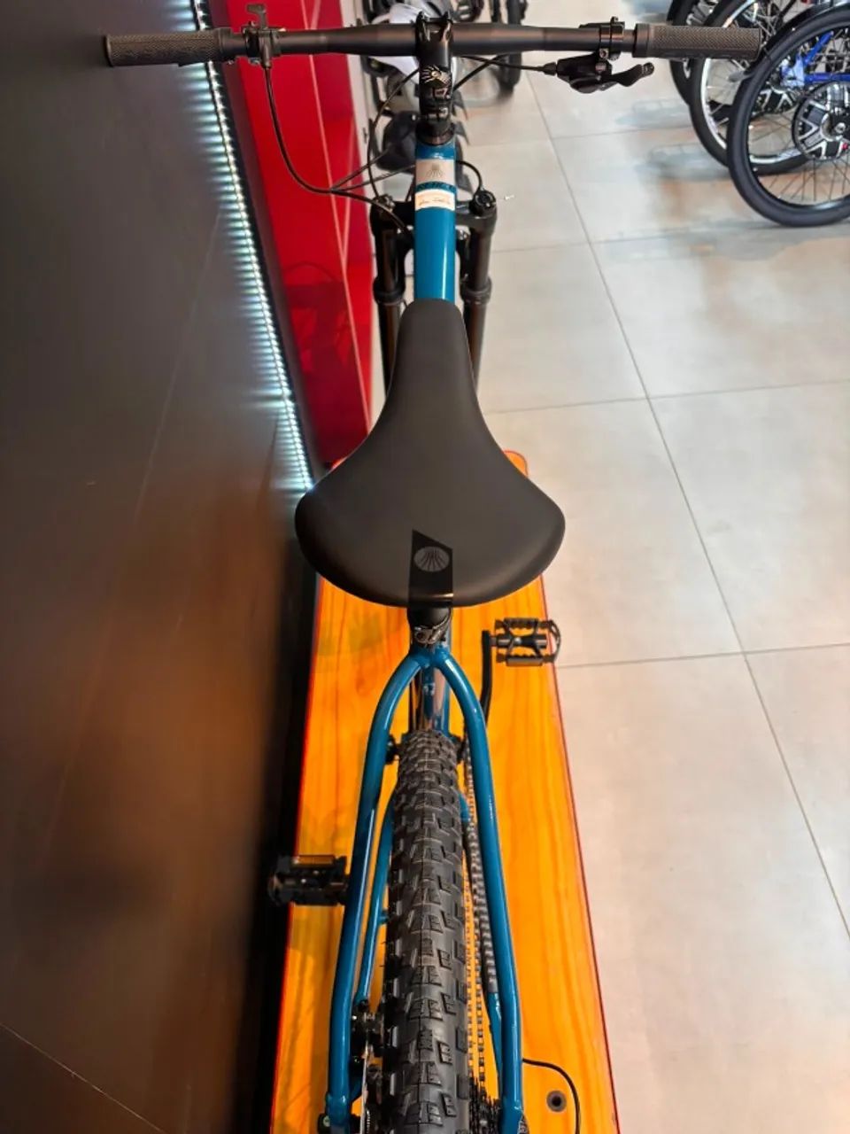 Bicicleta A29 Sense React comp Shimano Cues 11V Aqua/Prata - Foto 5