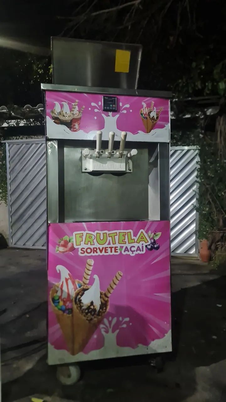Maquina de sorvete 