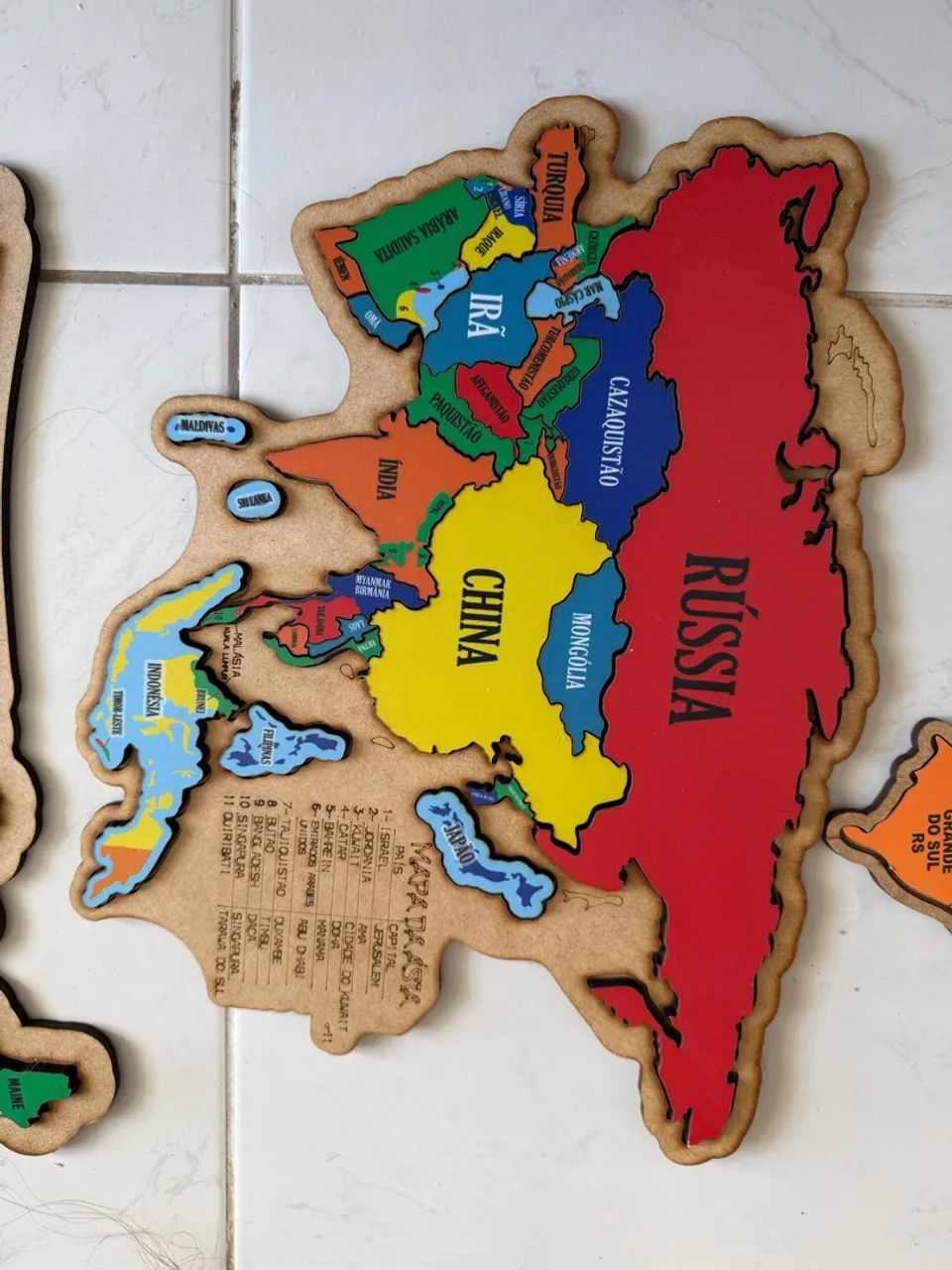 Conjunto de 04 Mapas em MDF novíssimo  - Foto 3