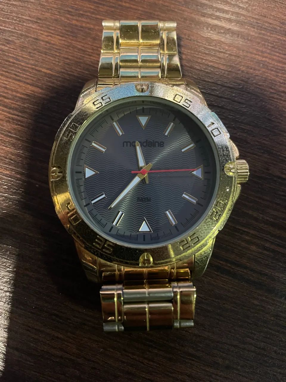 Relógio Mondaine Dourado