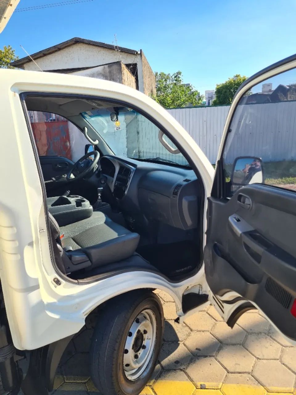 Bongo K-2500 2.5 4x2 TB Diesel 2019 - Foto 2