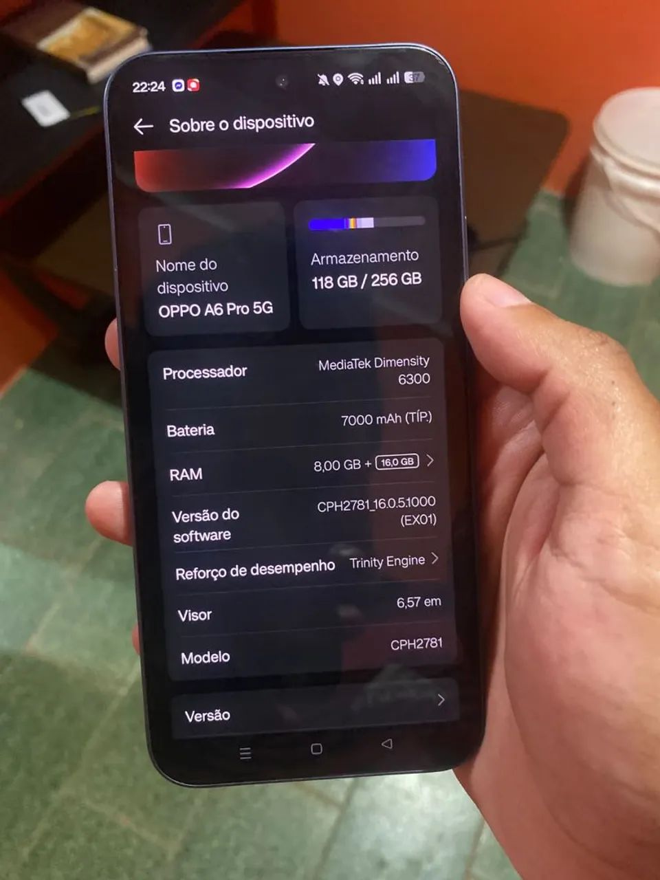 Celular oppo a6 pro novo