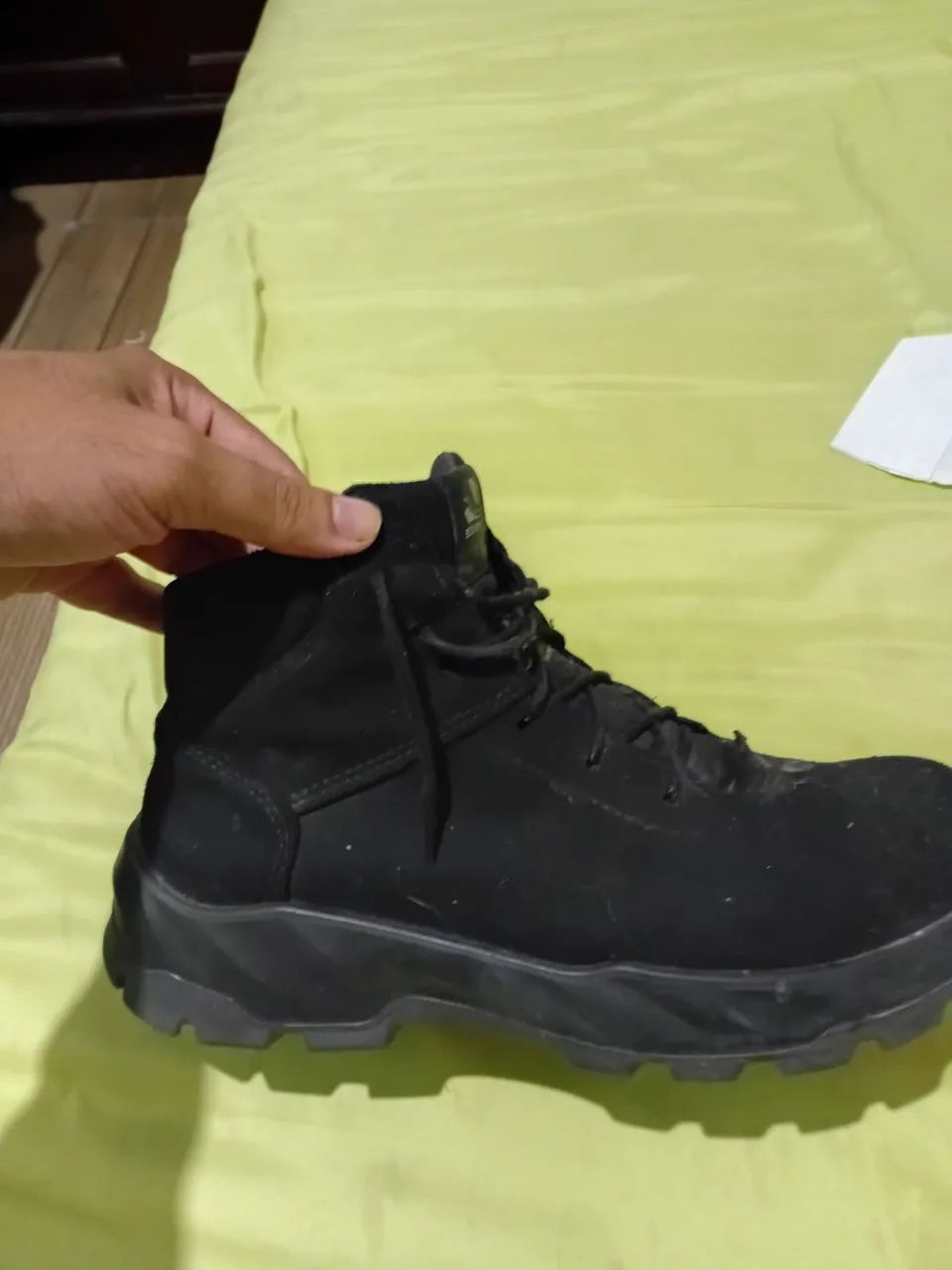 Bota bombel