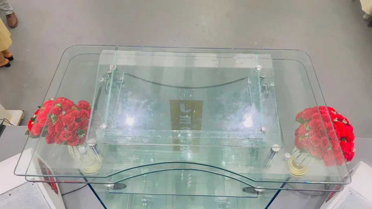 Púlpito de vidro para igreja 