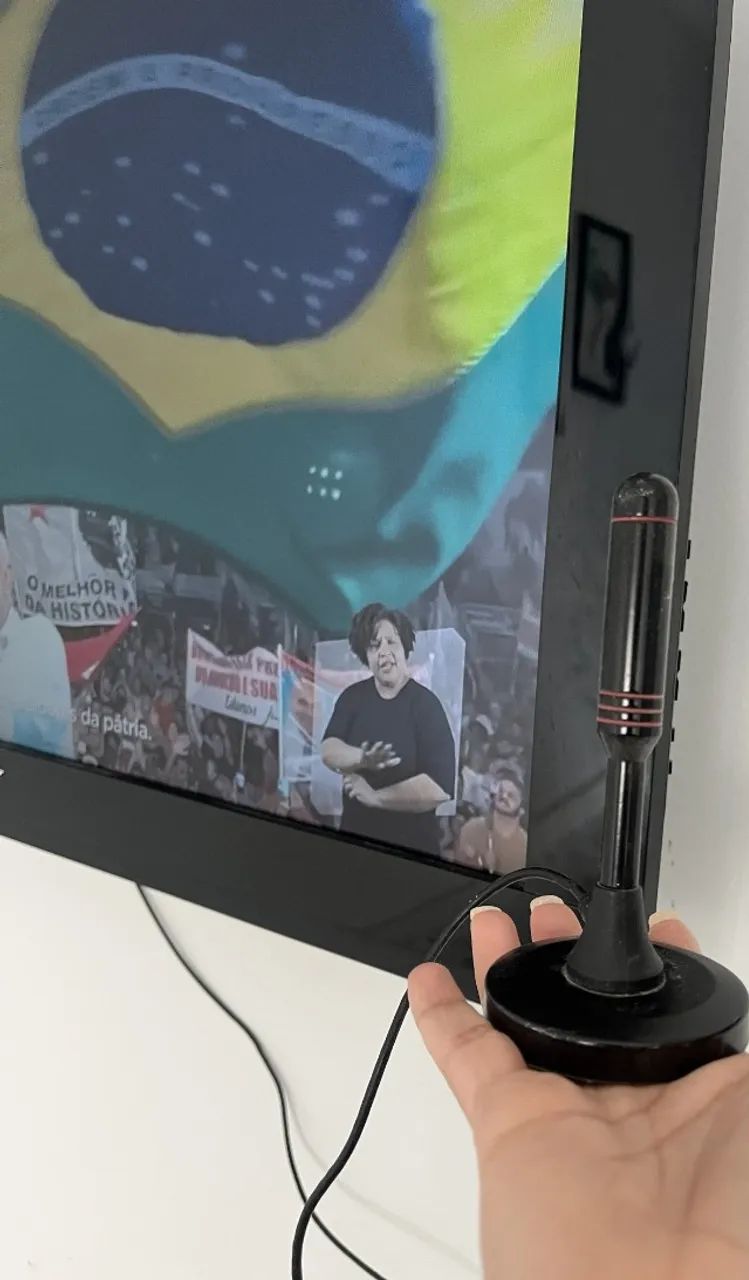 Televisão Sony Bravia KDL-32BX425 - Foto 3