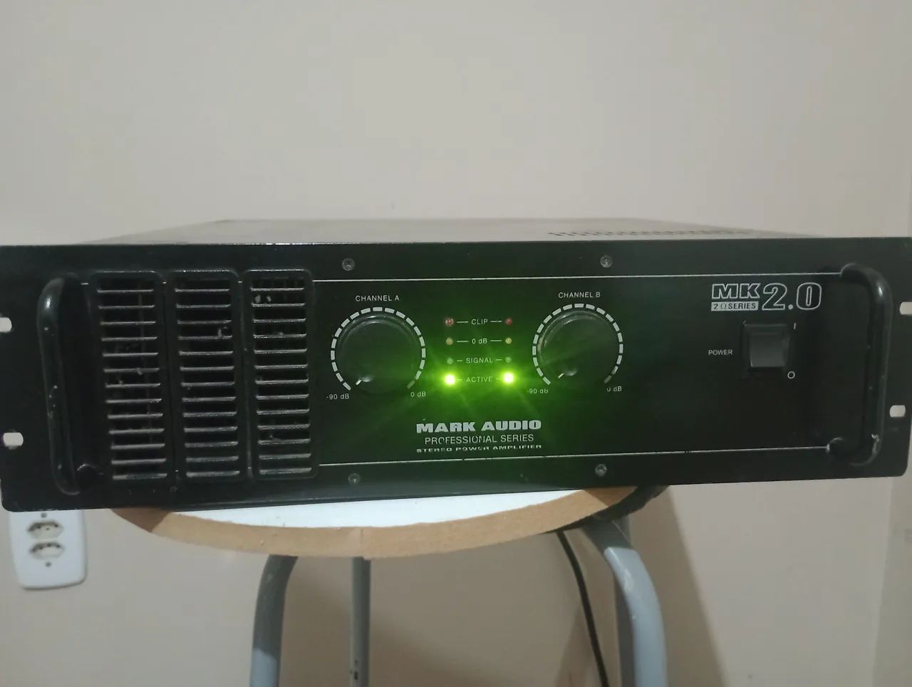 Amplificador Mark  áudio Mk2.0-funcionando - Foto 2
