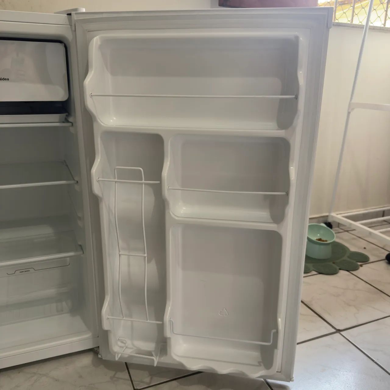 Frigobar Midea 124L - Foto 4