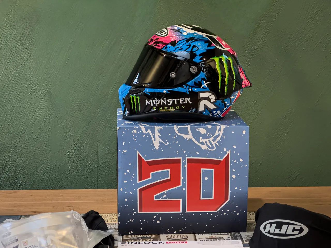 CAPACETE HJC RPHA 1 - NOVO