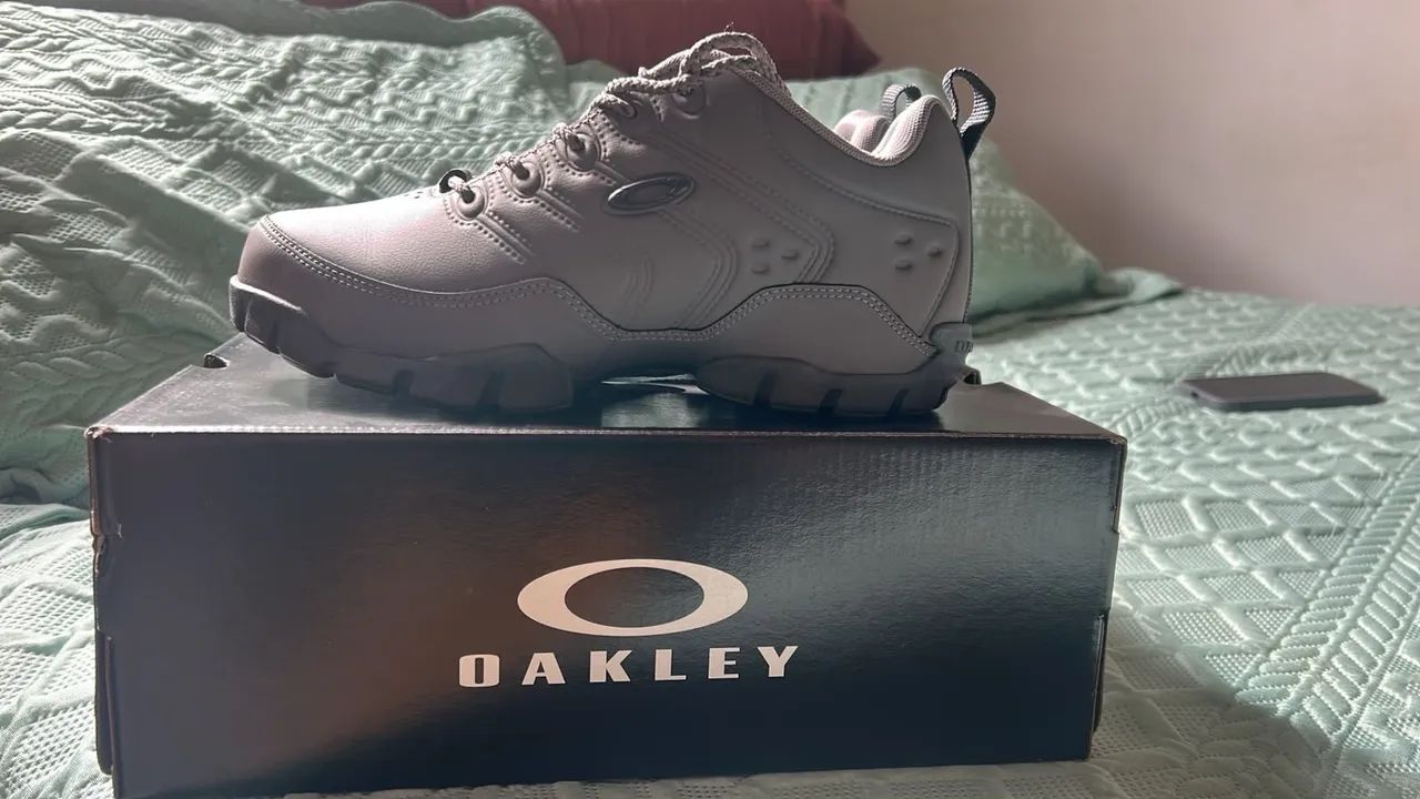 Tênis Oakley - Foto 2