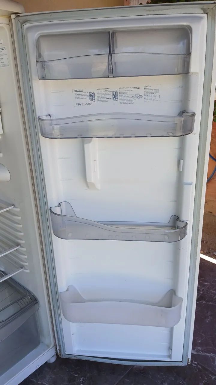 Vendo geladeira consul