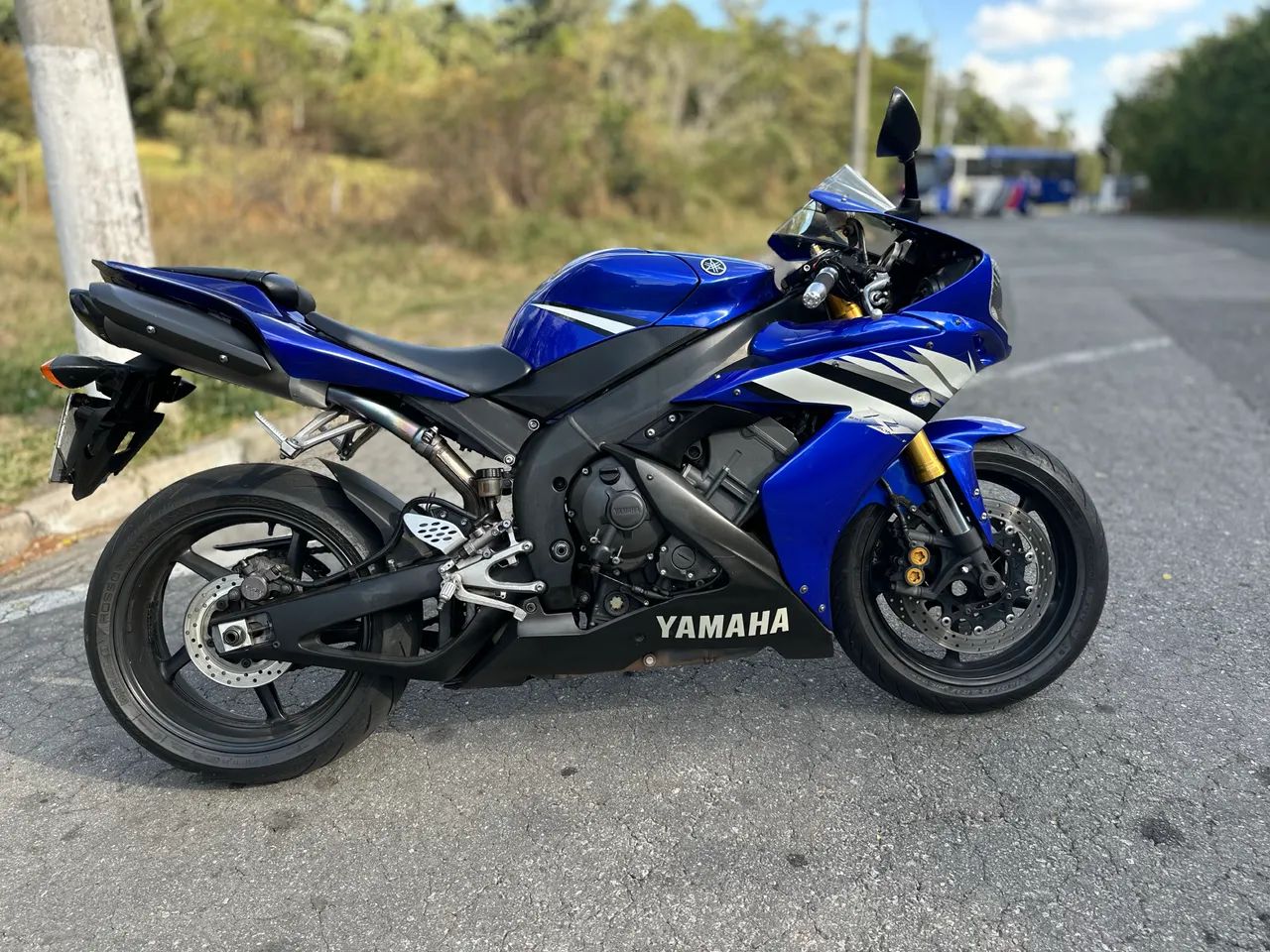 Yamaha R1 - Foto 5