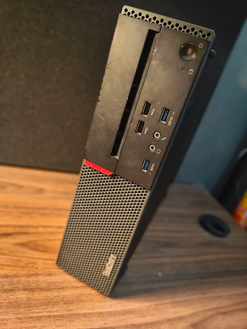 Lenovo Thinkcentre M900 Core i7 8gb de ram - Foto 4