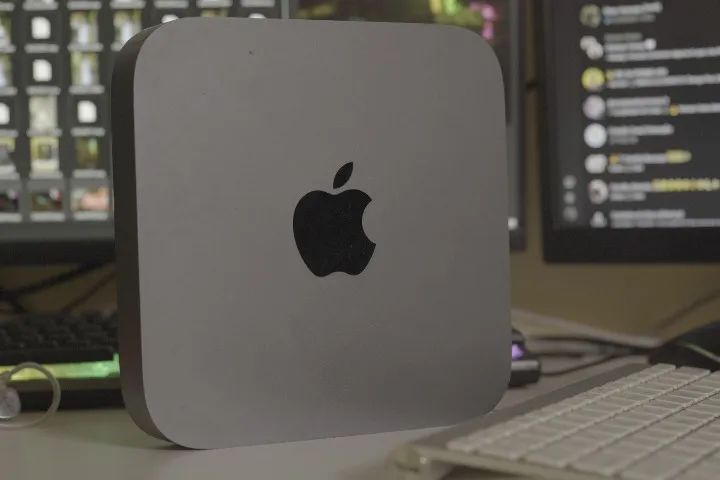 Mac Mini 2018 A1993 8gb RAM 128GB - Computadores e Desktops