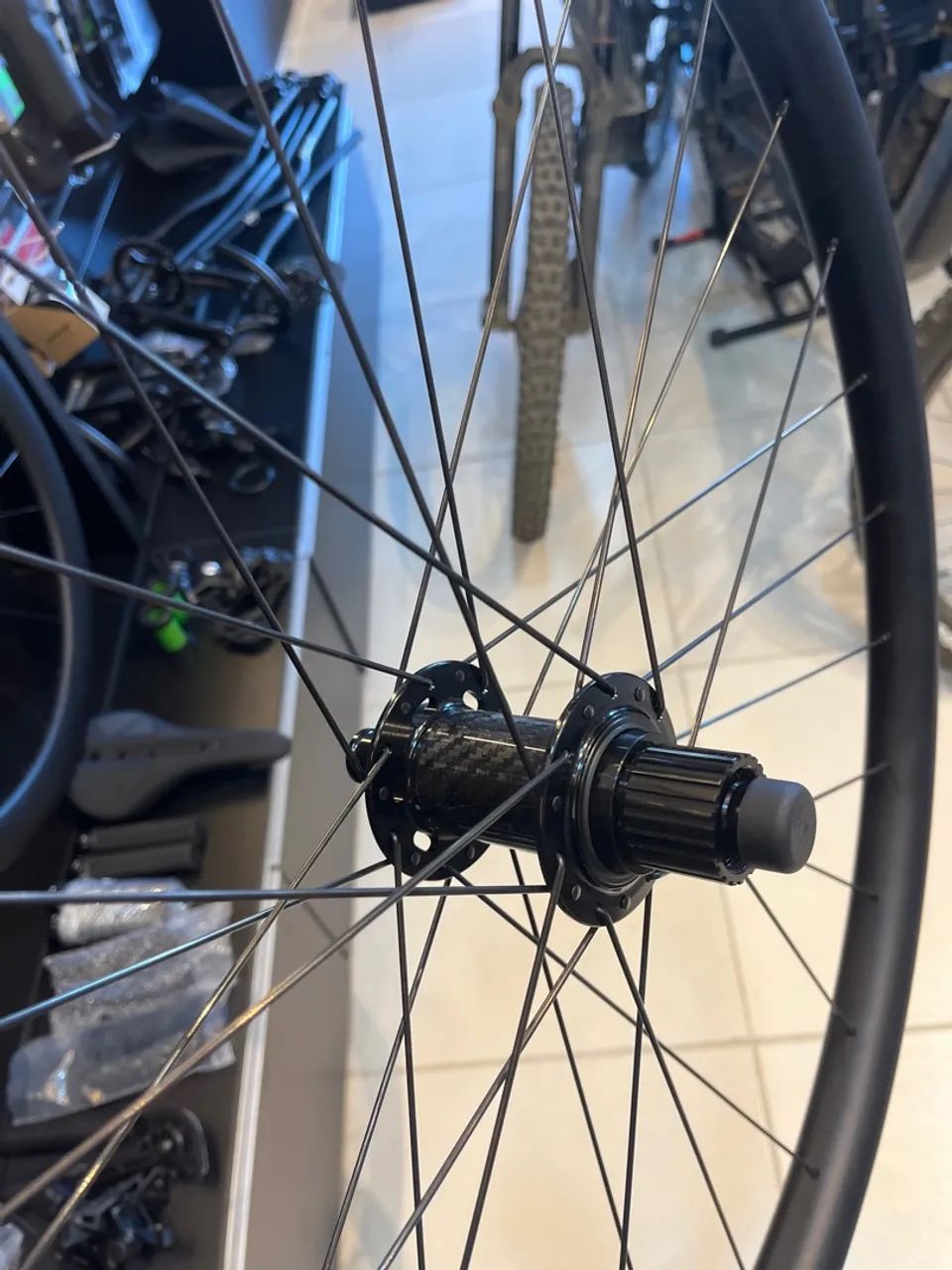 RODAS DE CARBONO - Foto 2