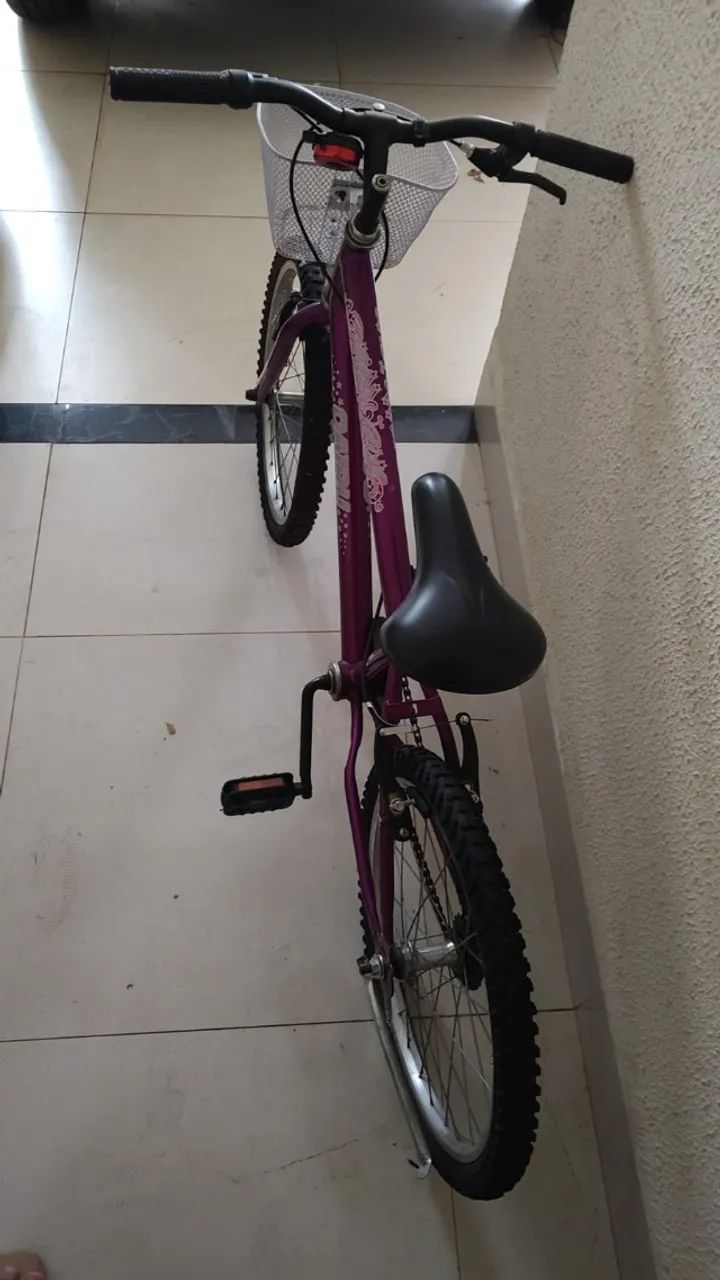 Bicicleta infantil Aro 20 com cestinha - Foto 2