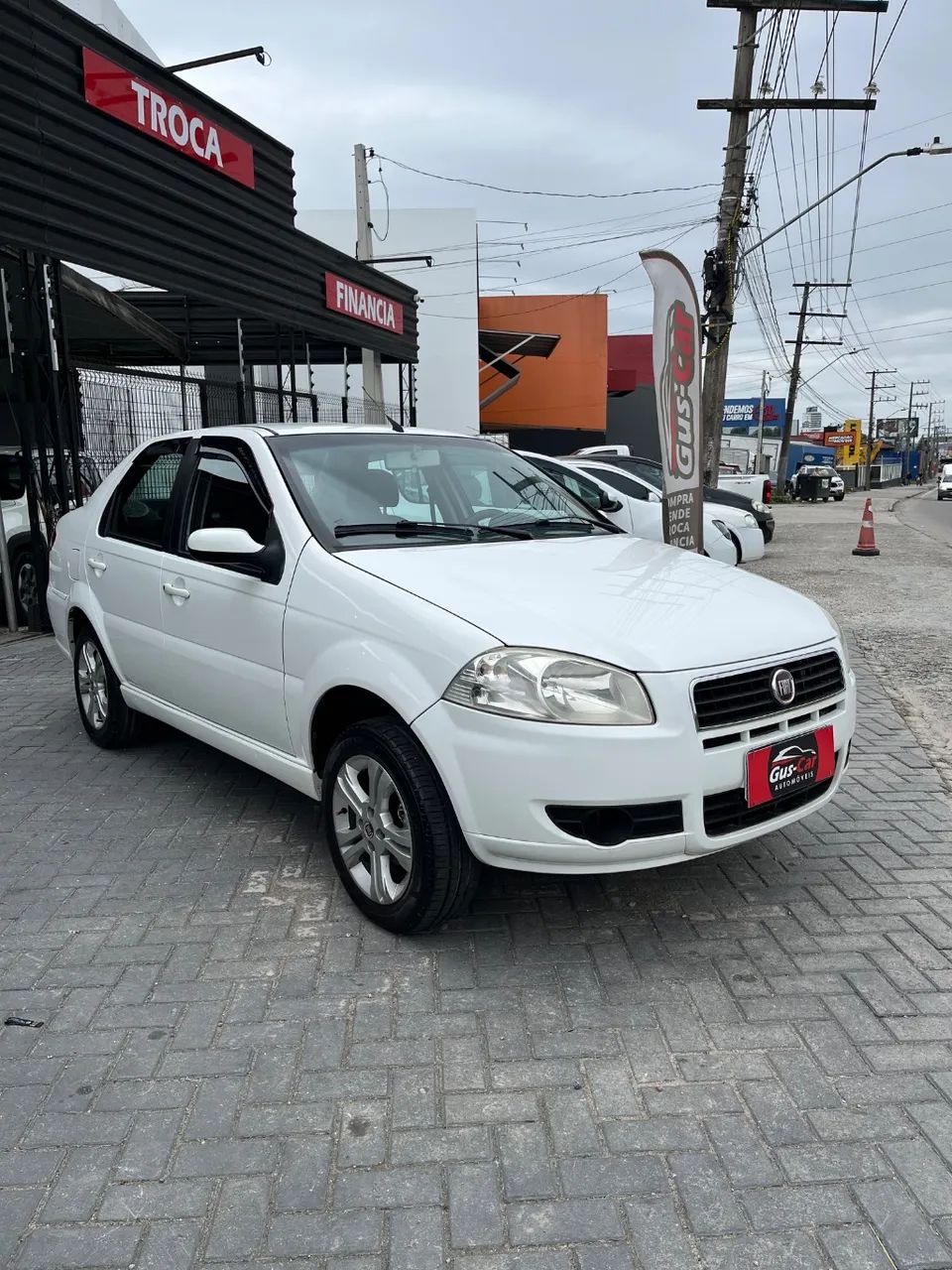 Fiat Siena EL 1.0 MPI Fire Flex 8V 4P 2011 - Foto 3